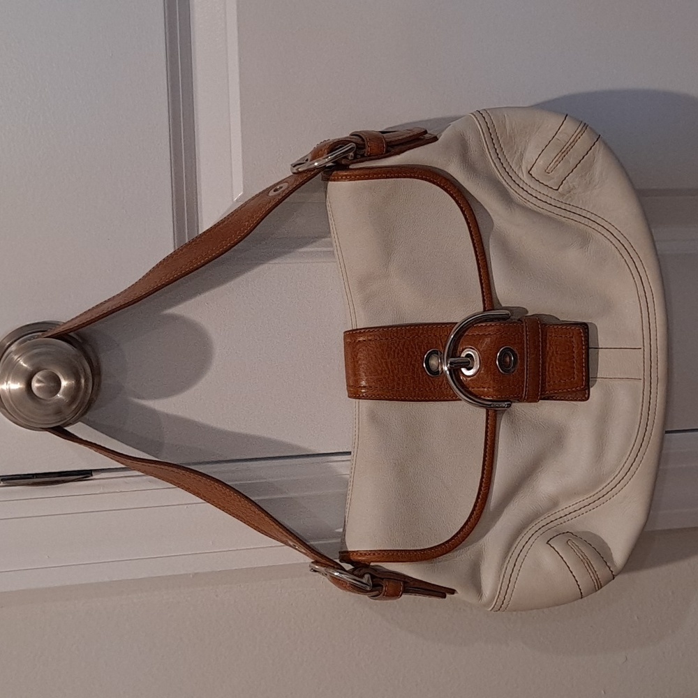 Coach medium white leather bag